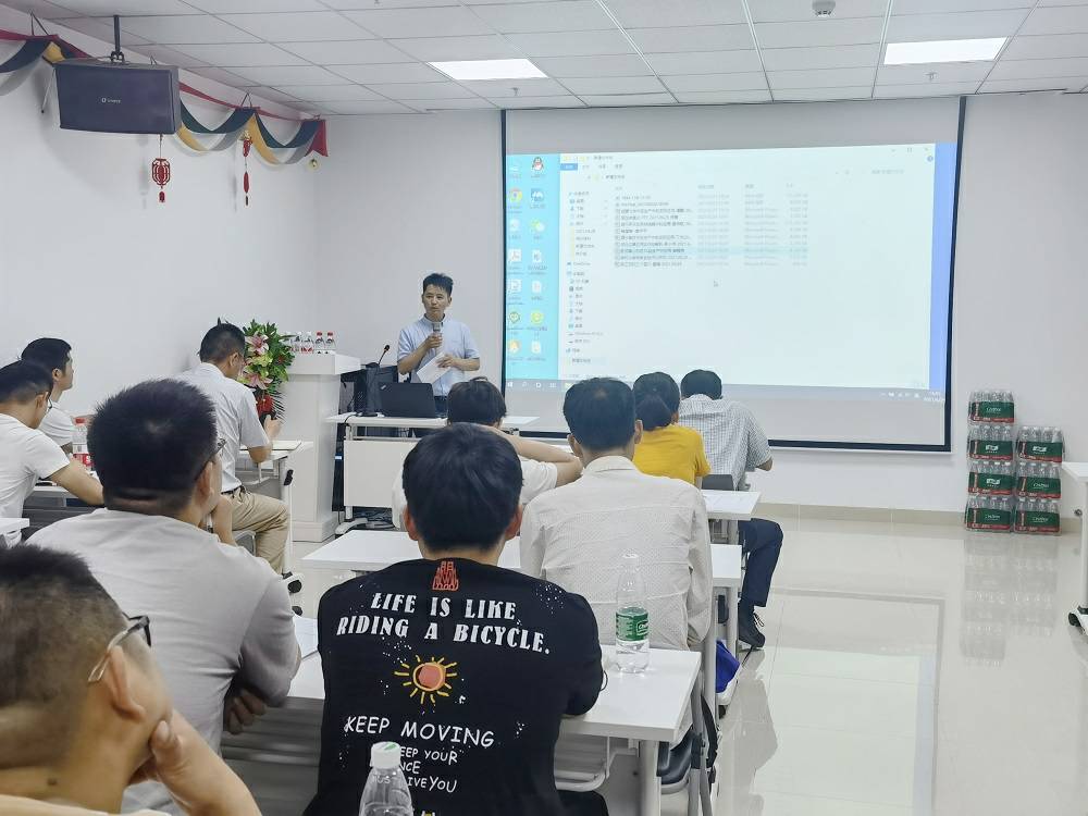 太原苗蓝昆虫生态研究有限公司药业技术交流会 (3) - 副本.jpg